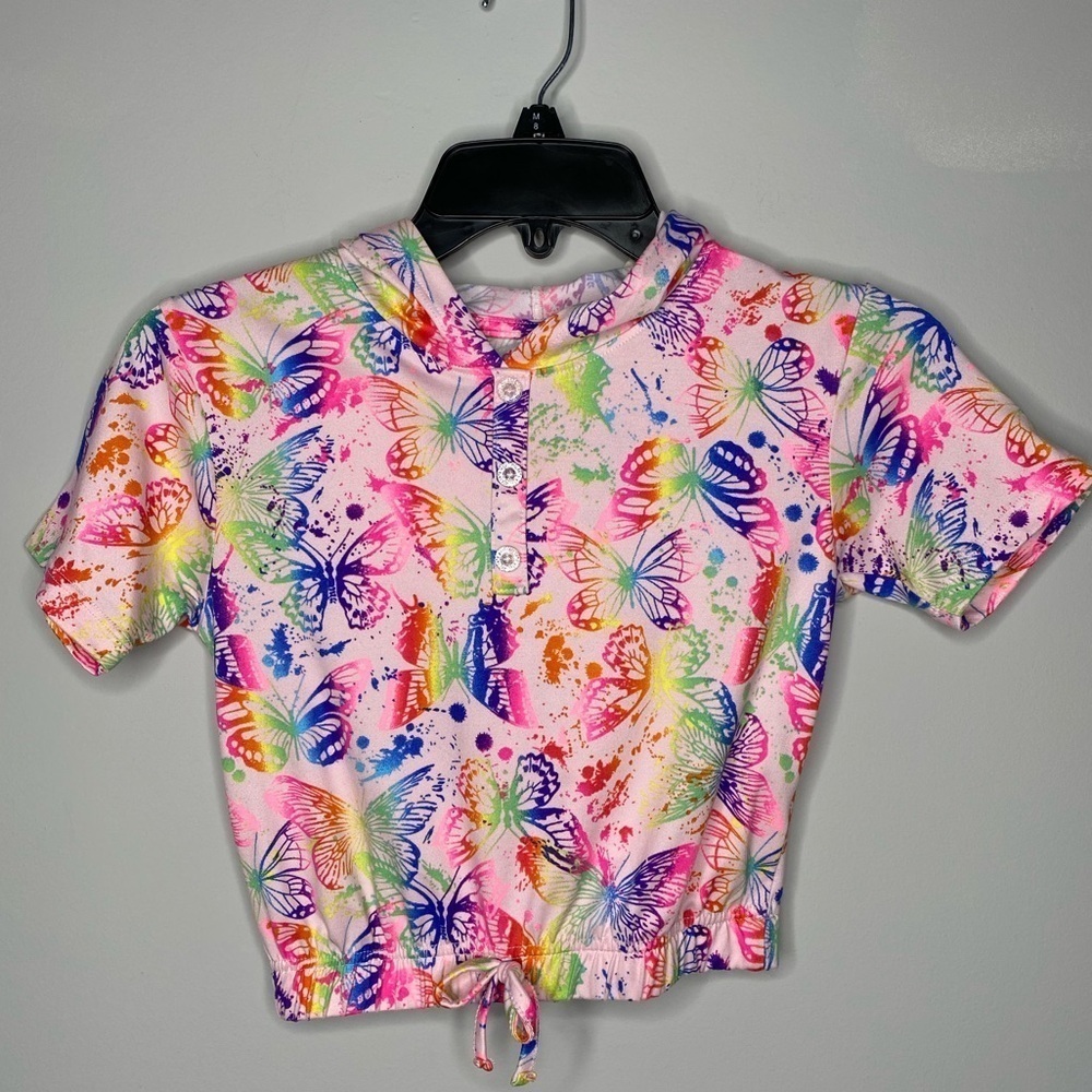 Delia’s girl crop top hoodie short sleeve with butterfly’s